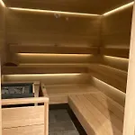 Apartmán Hahnenkamm Luxury Ski-in Ski-out With Spa, Parking & Fireplace Kitzbühel