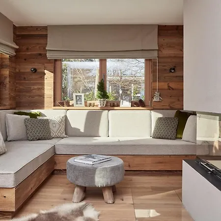 Hahnenkamm Luxury Ski-in Ski-out With Spa, Parking & Fireplace Apartament Kitzbühel