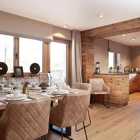 아파트 Hahnenkamm Suite Deluxe