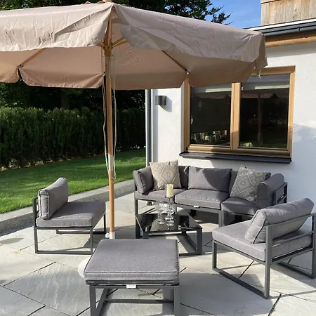 Hahnenkamm Suite Deluxe 키츠부헬