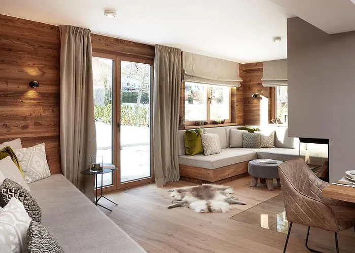 Hahnenkamm Luxury Ski-in Ski-out With Spa, Parking & Fireplace * Kitzbuhel