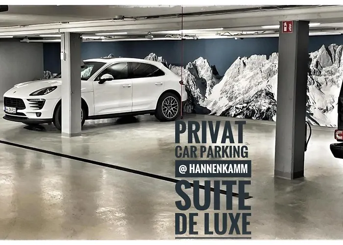 Hahnenkamm Luxury Ski-in Ski-out With Spa, Parking & Fireplace *