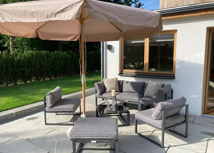 Hahnenkamm Luxury Ski-in Ski-out With Spa, Parking & Fireplace *