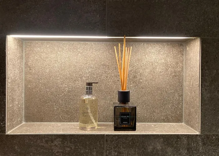 Hahnenkamm Luxury Ski-in Ski-out With Spa, Parking & Fireplace *