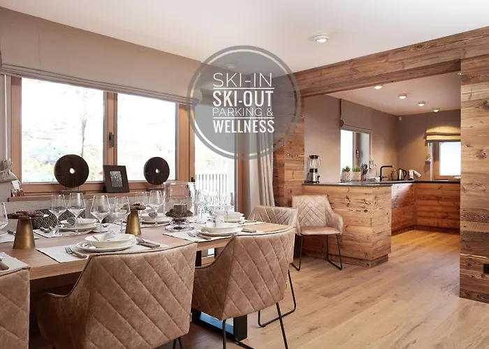 Apartament Hahnenkamm Luxury Ski-in Ski-out With Spa, Parking & Fireplace *